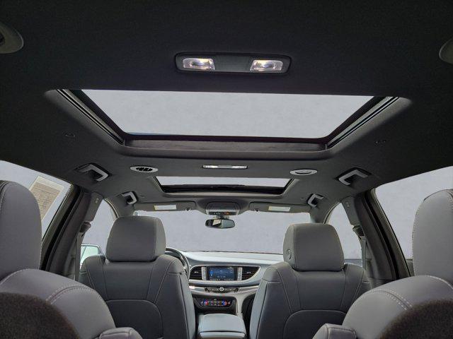 2023 Buick Enclave Essence AWD
