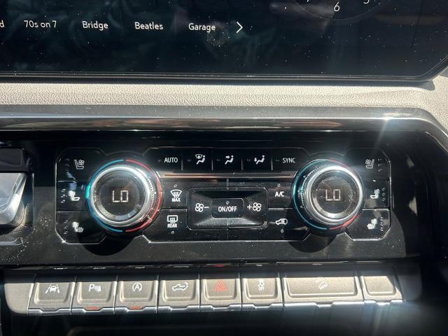 2023 GMC Sierra 1500 4WD Crew Cab Short Box AT4