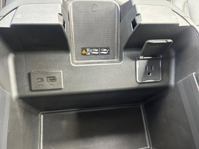 2023 GMC Sierra 1500 4WD Crew Cab Short Box AT4