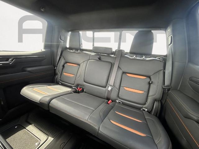 2023 GMC Sierra 1500 4WD Crew Cab Short Box AT4