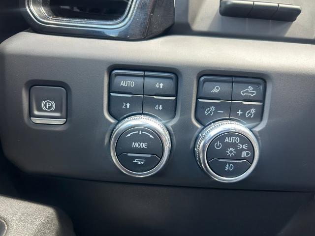 2023 GMC Sierra 1500 4WD Crew Cab Short Box AT4
