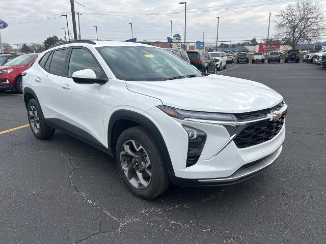2025 Chevrolet Trax FWD LT
