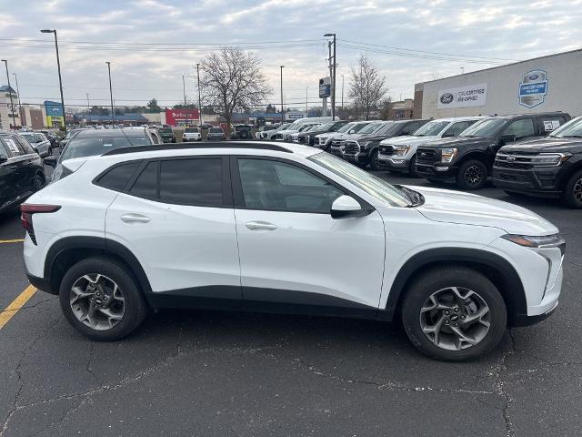 2025 Chevrolet Trax FWD LT