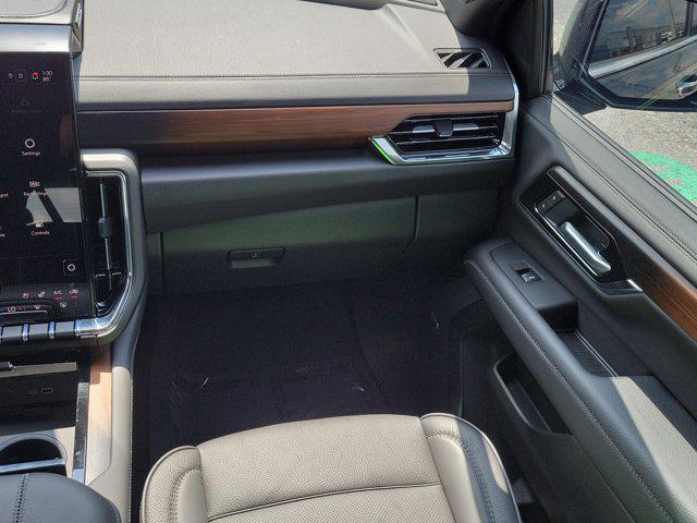 2026 GMC Yukon 4WD Denali