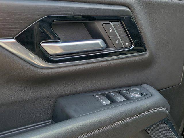2026 GMC Yukon 4WD Denali