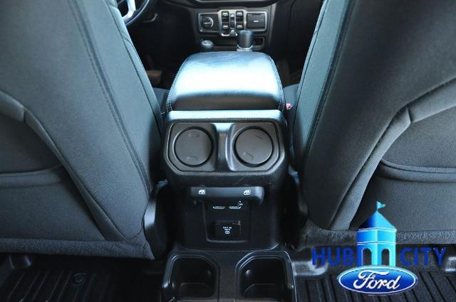 2021 Jeep Wrangler Sahara 4x4