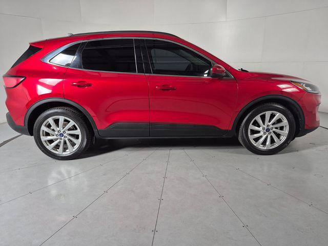2021 Ford Escape Titanium Hybrid