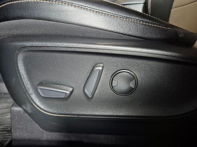 2021 Ford Escape Titanium Hybrid