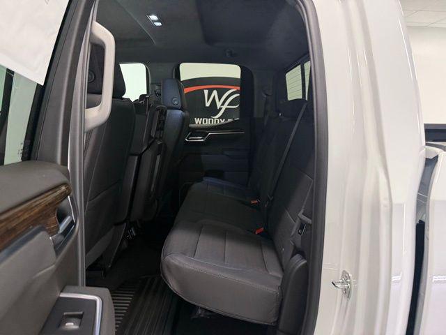 2026 GMC Sierra 1500 Double Cab, Standard Bed, SLE, RWD