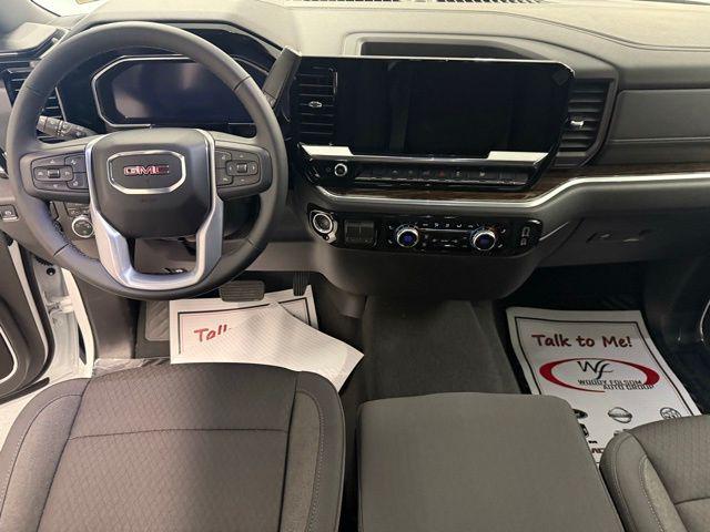 2026 GMC Sierra 1500 Double Cab, Standard Bed, SLE, RWD