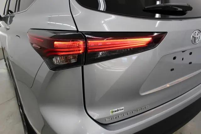 2025 Toyota Highlander XLE
