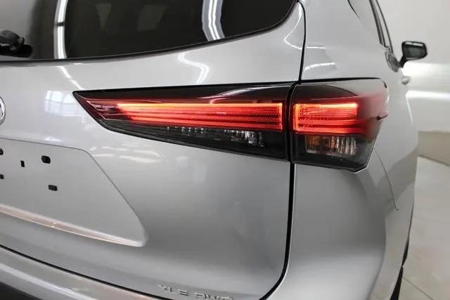 2025 Toyota Highlander XLE