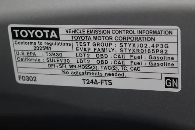 2025 Toyota Highlander XLE