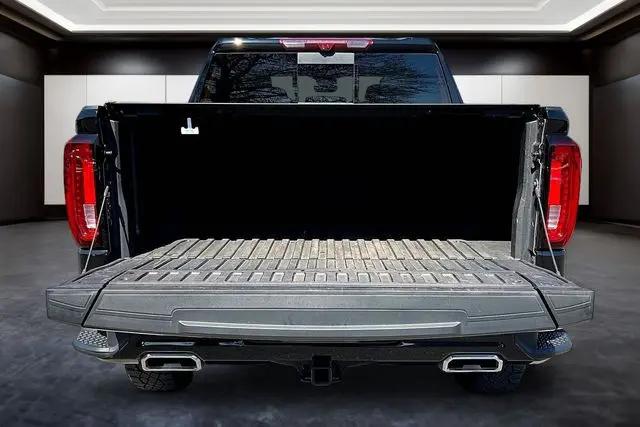 2025 GMC Sierra 1500 4WD Crew Cab Short Box AT4