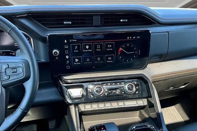 2025 GMC Sierra 1500 4WD Crew Cab Short Box AT4