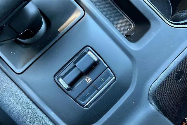 2025 GMC Sierra 1500 4WD Crew Cab Short Box AT4