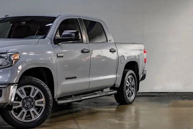 2019 Toyota Tundra SR5 5.7L V8