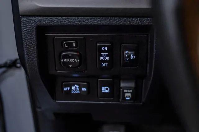 2019 Toyota Tundra SR5 5.7L V8