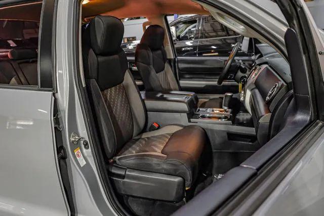 2019 Toyota Tundra SR5 5.7L V8