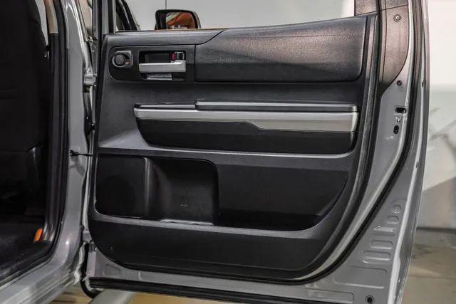 2019 Toyota Tundra SR5 5.7L V8