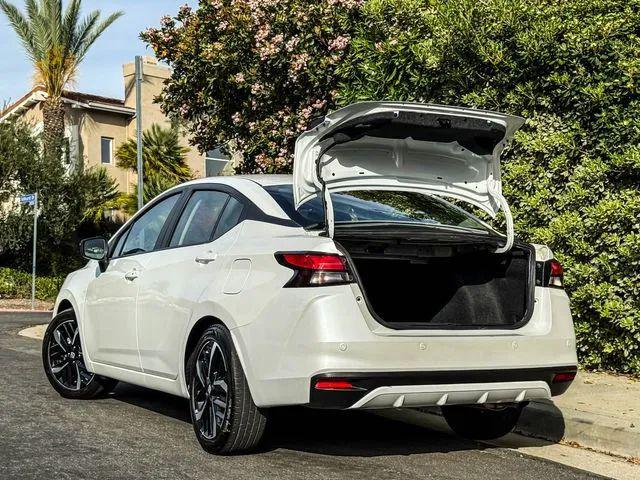 2024 Nissan Versa 1.6 SR