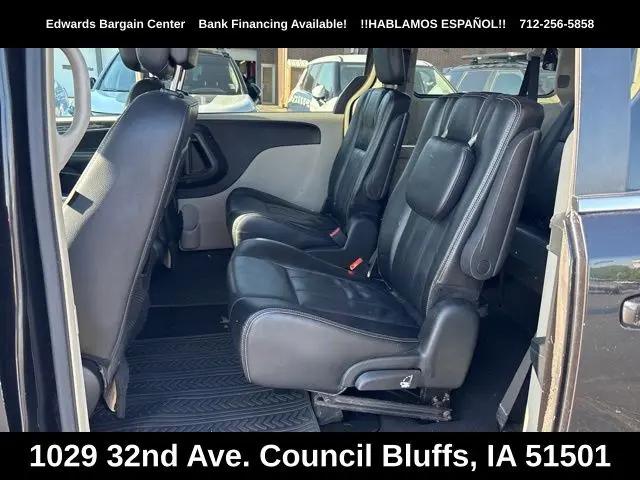 2015 Chrysler Town & Country Touring