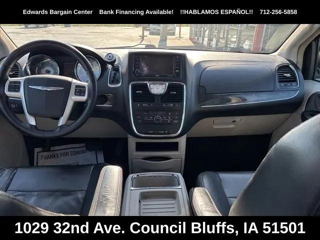 2015 Chrysler Town & Country Touring