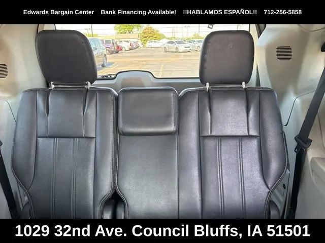 2015 Chrysler Town & Country Touring
