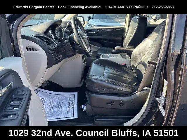 2015 Chrysler Town & Country Touring