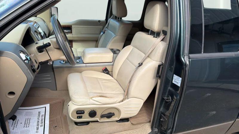 2004 Ford F-150 Lariat