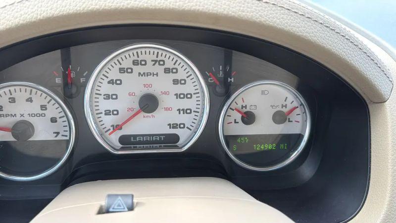 2004 Ford F-150 Lariat