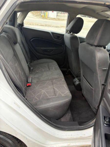 2013 Ford Fiesta SE