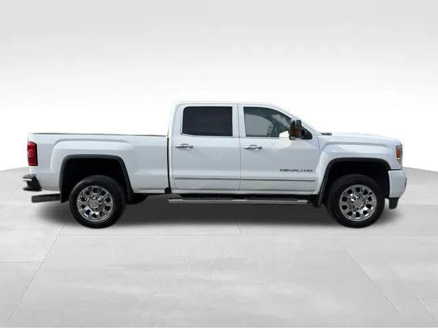 2016 GMC Sierra 2500HD Denali