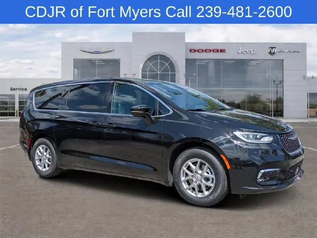 2026 Chrysler Pacifica Select for sale in Fort Myers, FL
