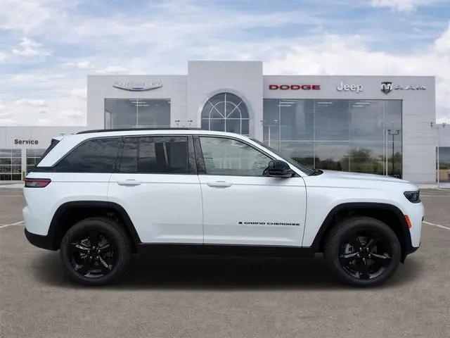 2026 Jeep Grand Cherokee Limited 4x2