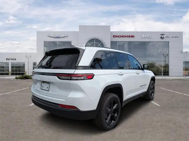 2026 Jeep Grand Cherokee Limited 4x2