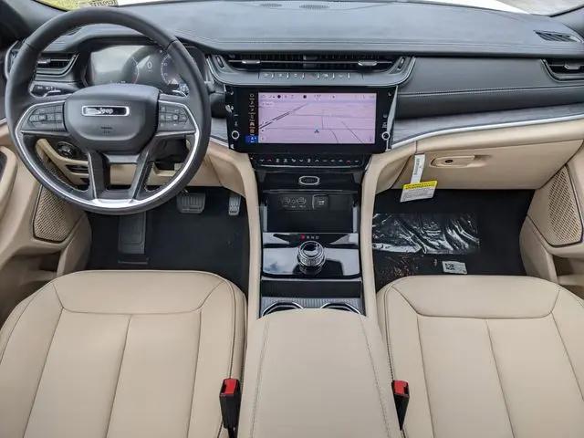 2026 Jeep Grand Cherokee Limited 4x2