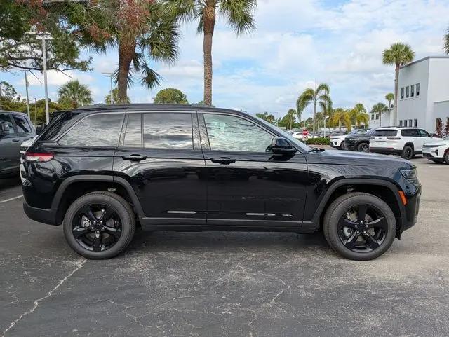 2026 Jeep Grand Cherokee Limited 4x2