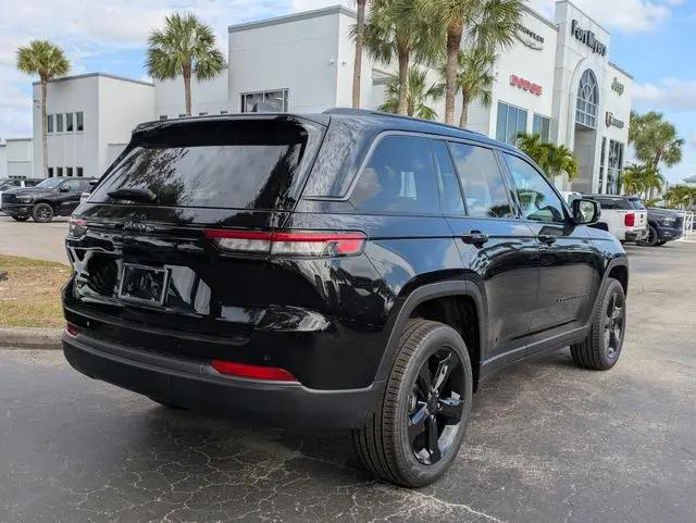 2026 Jeep Grand Cherokee Limited 4x2
