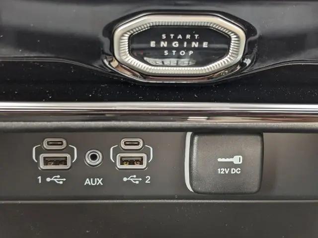 2026 Jeep Grand Cherokee Limited 4x2