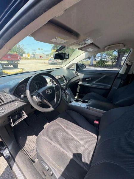 2013 Toyota Venza LE