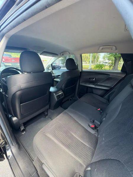 2013 Toyota Venza LE