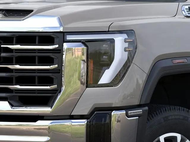2026 GMC Sierra 2500HD Crew Cab, Standard Bed, SLE, 4WD