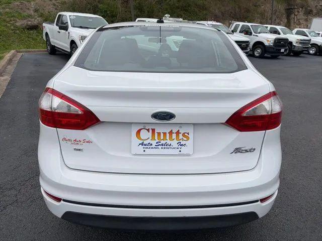 2015 Ford Fiesta SE