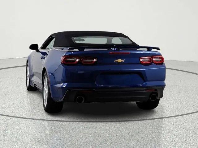 2022 Chevrolet Camaro RWD Convertible 1LT