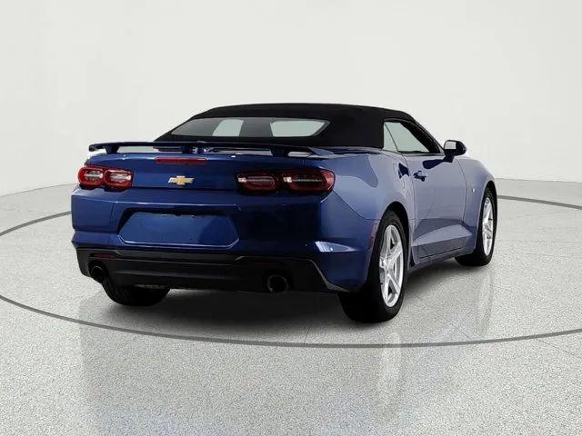 2022 Chevrolet Camaro RWD Convertible 1LT