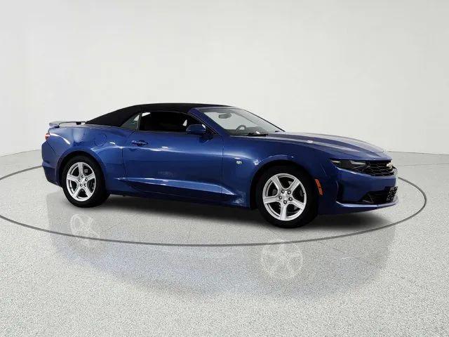 2022 Chevrolet Camaro RWD Convertible 1LT