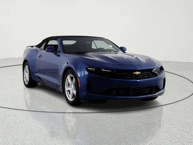 2022 Chevrolet Camaro RWD Convertible 1LT