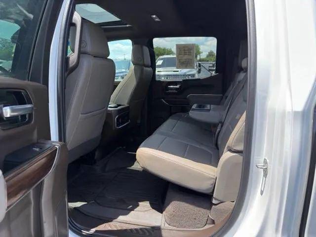 2022 GMC Sierra 1500 Limited 4WD Crew Cab Short Box SLT