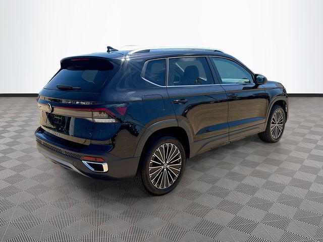 2025 Volkswagen Taos SE - Photo 7